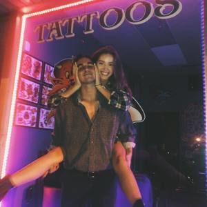 Meet your Posher, Max